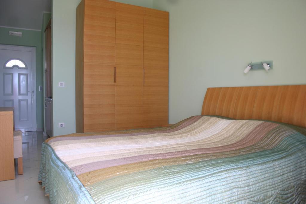 Apartments & Rooms Elite Dobra Voda Ruang foto