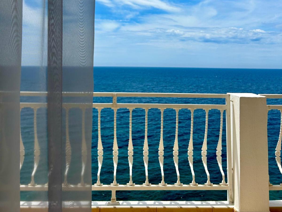Apartments & Rooms Elite Dobra Voda Bagian luar foto